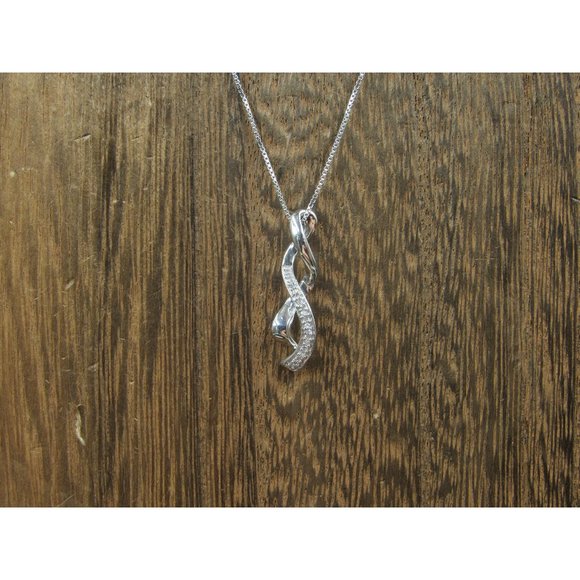 Jewelry - 18" Sterling Silver Woven Pattern Diamond Chips Pendant Necklace Vintage Minimal